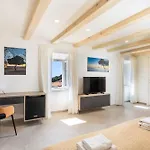 Stunning House In The Old Town By Irundo 펜션 *