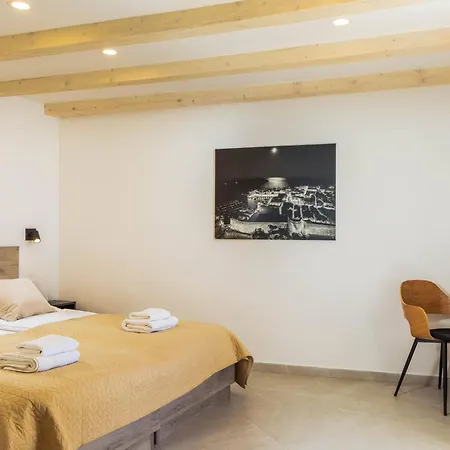 Stunning House In The Old Town By Irundo *