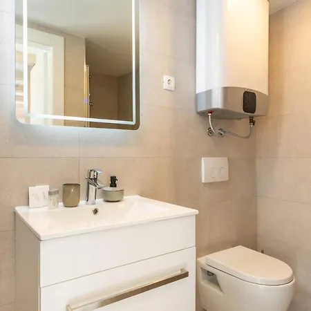 Stunning House In The Old Town By Irundo